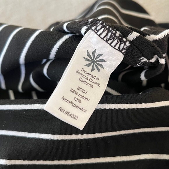 Athleta Leggings Black and White Striped full length pants yoga - Picture 9 of 9